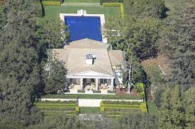 To bad the craftsman spread was totally rebuilt in 2001. Las Fotos De La Impactante Mansion De Usd 165 Millones Que Compro Jeff Bezos Infobae