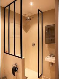 Verriere Interieure Conseils Et Inspirations Pour L Adopter Chez Vous Paroi De Douche Verriere Douche Idee Pour Petite Salle De Bain