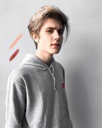 Check out the cute and awesome haircuts for boys. 25 Layered Haircuts For Men To Try Out Men Hairstyles World