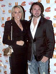Tenemos 2 artículos con el tag laura bozzo novio. Laura Bozzo Y Su Novio Se Reconcilian People En Espanol