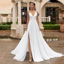Charming Evening Gown In 2020 Dream Wedding Dresses Wedding Dresses Dresses