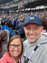 Grabbing nuggets and ice cream with cutest little cowgirl.