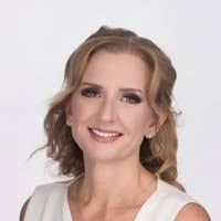 Traci Daniels, Notary Public in Queen Creek, AZ 85142