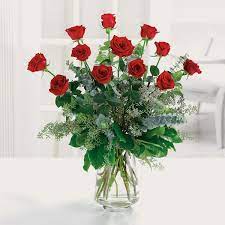 The Perfect Dozen Beautiful Flower Arrangements Valentines Flowers Flower Delivery