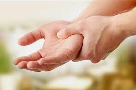 26 июл 2018365 012 просмотров. Ce Se IntamplÄ DacÄ IÈi AmorÈesc Mainile Des AfecÈiunile De Care PoÈi Suferi