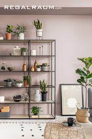 Lignes affûtées, métal noir thermolaqué, difficile de faire plus raffiné que samson. Etagere Metal Noir Etagere Style Industriel In 2021 Regal Design Haus Interieurs Haus Deko