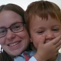 Ein Geheimnis liegt in der Luft (Die Duftapotheke, #1) by Anna Ruhe