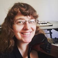 Carly Quick's Instagram, Twitter & Facebook