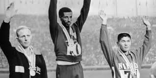 La straordinaria impresa di abebe bikila che vince la medaglia d'oro nella maratona delle olimpiadi roma 1960 correndo scalzo. Coi7ilhtx3uk M
