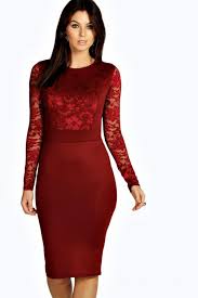 Mini, midi et maxi, toutes les longueurs sont disponibles, avec des robes en jersey classique, toujours adaptées, ou en imprimé camouflé : Robe Midi En Dentelle Good 3341d A00b8