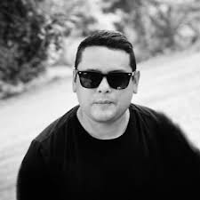 Hugo Ballesteros (@hjbl5)