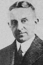 Clinton Everson's Instagram, Twitter & Facebook