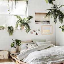 20 Minimalist Bedroom Plants Decor Ideas With Low Light Een Slaapkamer Inrichten Stijlvolle Slaapkamer Minimalistische Woonkamer