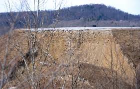 Figure 1 aerial view of the 2008 failed emas slope. Yeager Airport A Massive Damaging Fill Slope Landslide The Landslide Blog Agu Blogosphere