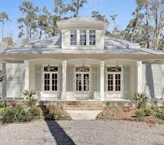 Ballet white on the exterior of a home. Ballet White And Revere Pewter Home With Beautiful Porch Best Exterior Paint Colors Laurel Home