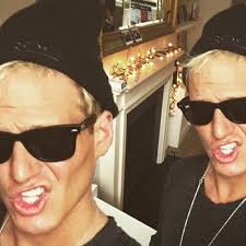 Lori Archambault (@ArchambaultLori)