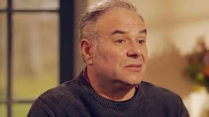 Jean-Daniel (L'amour est dans le pré 2021) en deuil, il a perdu sa vache  adorée Pâquotte