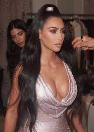 Kim Kardashian Long Hair Half Up Half Down Ponytail Hair Styles Kim Kardashian Long Hair Kim Kardashian Hair Kardashian