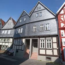 Drei giebel haus nonnengasse 8, duisburg. Dreigiebelhaus Nidda Architekturburo Von Der Heid