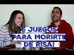 Este juego tradicional requiere de veintiocho fichas de mármol blancas o negras rectangulares con diversos puntos es un clásico juego infantil que sin embargo es muy practicado entre atletas adultos, pues fomenta la resistencia física y la velocidad. 5 Juegos Para Toda La Familia O Con Amigos Youtube Juegos De Fiesta Juegos Familiares En Casa Juegos Recreativos Para Adultos