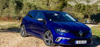 Essai aujourd'hui de la renault megane gt dci 165 edc6 avec la technologie 4control à 4 roues directrices. Megane 4 Gt 205 Avis