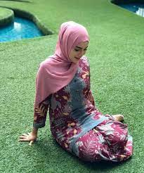 Pin Oleh Peniru Bayangan Di Jamila Wanita Jilbab Cantik Kecantikan