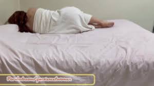 باهاش قهر بودم، ببینید چطوری از دلم درآورد..! سکس داستانی ایرانی iranian  couple having playful night