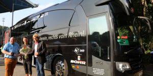 Mannschaftsbusse aus vereinen aller sportarten zusammen auf einer seite. 3 Liga Neuer Mannschaftsbus Fur Fc Viktoria Koln Mspw Media Sportservice