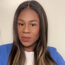 Krystal Russell's Instagram, Twitter & Facebook