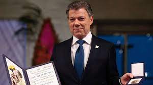 Das teilte das norwegische nobelpreiskomitee am freitag in oslo mit. Nobelpreis An Prasident Santos Uberreicht Politik