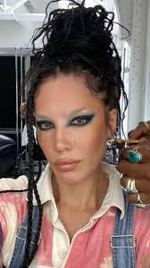 5 Jan 2021 In 2021 Beauty Hair Styles Halsey