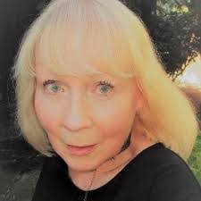 Jerri Potts's Instagram, Twitter & Facebook