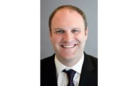 Grizzlies hire Bucks assistant Taylor Jenkins as head coach