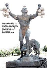 El monumento a la resistencia indígena en sí presenta a un tapigüil (guerrero o cacique en la época de la llegada de los españoles) con sus brazos extendidos, portando 9 calabazas en cada mano y un perro mordiendo su pie izquierdo. Latinoamerica Sin Fronteras