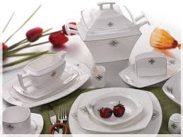 Noble Life 86 Parca La Luna Square Lotus Kare Yemek Takimi 12617 Yemek Takimi Yemek Takimlari La Luna