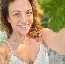 Autumn Rutherford's Instagram, Twitter & Facebook