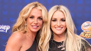 Britney was born to lynne spears & jamie spears, she has a big brother, bryan spears & a little sister, jamie lynn spears.from a young age, britney was always fixing to be a star with idols such as madonna, mariah carey and whitney houston, the young britney could always be heard singing, no matter what else was going on around her.after taking extensive dance and vocal lessons and performing. Britney Spears S Sister Jamie Lynn Was Reportedly Secretly Named Trustee Of Her Fortune Vanity Fair