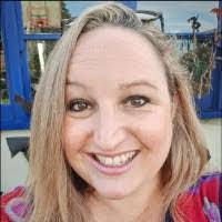 Lucy Bradshaw's Instagram, Twitter & Facebook