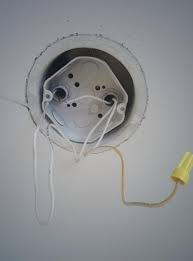 Installing a light fixture or outlet in the ceiling requires an electrical junction box to hold the wire connections and the fixture or device. Installing Pendant Light In Ceiling Junction Box Doityourself Com Community Forums