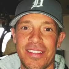 Eric Highfill's Instagram, Twitter & Facebook