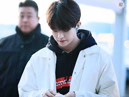 Left Handed On Twitter Victon Vocalist Rapper