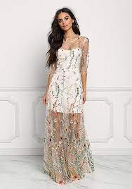Que vous soyez casual ou hippie, glamour ou romantique, élégant ou boho chic, la longue robe à fleurs vous permet. Epingle Sur Mode Femme