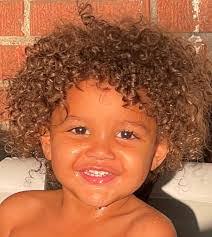 Bobbie Hack's Instagram, Twitter & Facebook