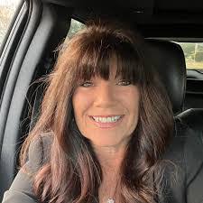 Randi Ball's Instagram, Twitter & Facebook