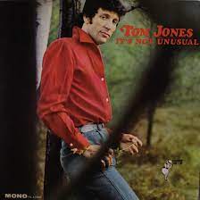Genius Traducciones Al Espanol Tom Jones It S Not Unusual Traduccion Al Espanol Lyrics Genius Lyrics