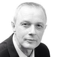 Kate Halliday's Instagram, Twitter & Facebook