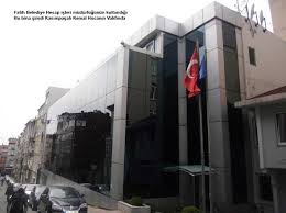 Yetiştirdiği talebeler arasında hâfız kemal, sadettin kaynak, kemal batanay ve sadihoşses en. Fatih Belediyesi Hizmet Binasi Kasimpasali Kemal Hocaya Guncel Butun Haberlerimiz Fatih Ilcemizle Ilgilidir Fatihin Tek Haber Kanaliyiz