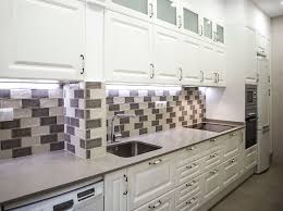 Alicatar azulejos de cocina con mortero de cemento. Azulejos De Cocina Como Renovar A Las Paredes Homify