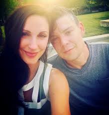 Woman Takes Selfie After Husband's Cancer Diagnosis