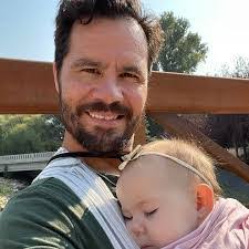 Abimael Maldonado's Instagram, Twitter & Facebook